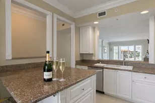 6 Harbour Isle Dr E, Fort Pierce, FL 34949 - Photo 4