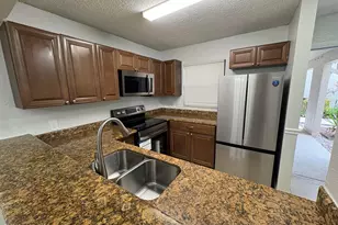 1541 Balfour Point Dr, West Palm Beach, FL 33411 - Photo 4