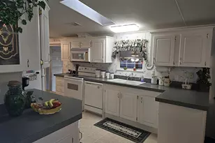 2425 SE 31st St, Okeechobee, FL 34974 - Photo 10