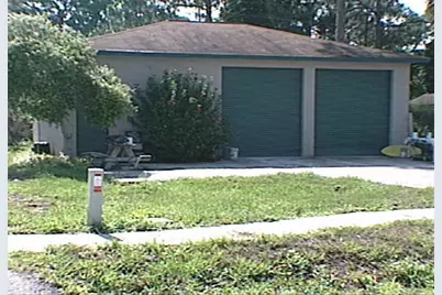 866 11th Ct SW Court SW, Vero Beach, FL 32962 - Photo 2