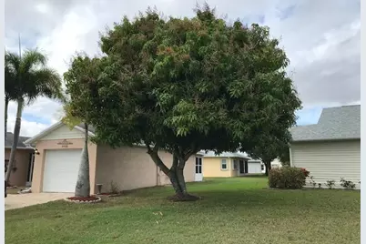 5925 Foxtail Way, Fort Pierce, FL 34982 - Photo 8