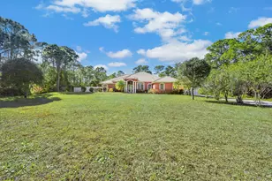5305 Southwind TR, Fort Pierce, FL 34951 - Photo 4