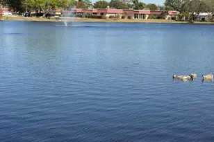 742 Nantucket Cir, Lake Worth, FL 33467 - Photo 4