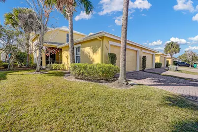 10484 SW Westlawn Boulevard, Port Saint Lucie, FL 34987 - Photo 4