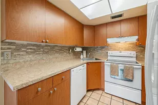 5130 Society Pl W, West Palm Beach, FL 33415 - Photo 6