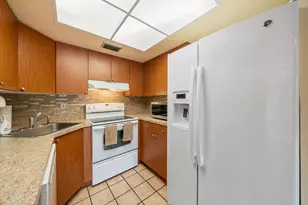 5130 Society Pl W, West Palm Beach, FL 33415 - Photo 4