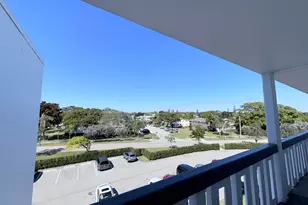 4108 Oakridge V, Deerfield Beach, FL 33442 - Photo 10