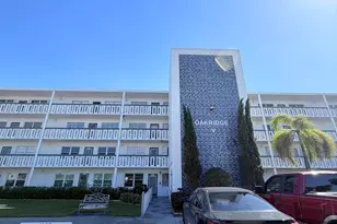 4108 Oakridge V, Deerfield Beach, FL 33442 - Photo 2