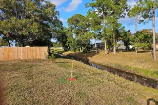 501 SE Thanksgiving Ave, Port Saint Lucie, FL 34984 - Photo 14