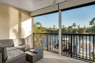 240 Captains Walk, Delray Beach, FL 33483 - Photo 16