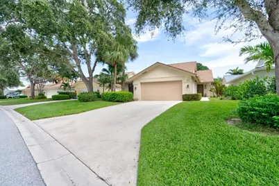 223 E River Park Drive, Jupiter, FL 33477 - Photo 2