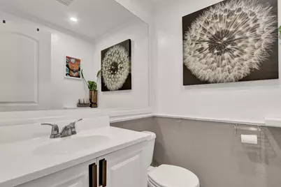 279 Flanders F, Delray Beach, FL 33484 - Photo 18