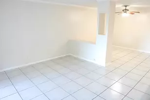 2112 S Cypress Bend Dr, Pompano Beach, FL 33069 - Photo 8