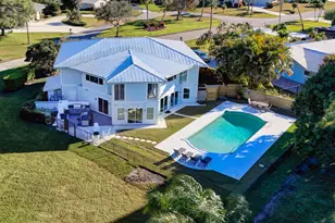 10355 Seagrape Way, Palm Beach Gardens, FL 33418 - Photo 1