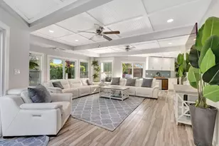 10355 Seagrape Way, Palm Beach Gardens, FL 33418 - Photo 6