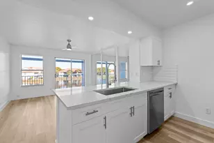 271 Cypress Point Dr, Palm Beach Gardens, FL 33418 - Photo 14