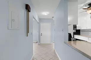 8555 Bella Vista Dr, Boca Raton, FL 33433 - Photo 14