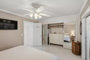 47 Berkshire B Crescent, West Palm Beach, FL 33417 - Photo 12