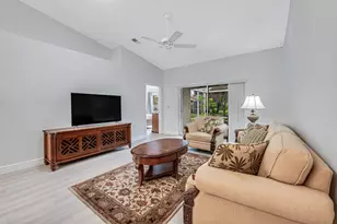 8591 Logia Cir, Boynton Beach, FL 33472 - Photo 6