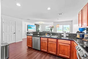 948 Imperial Lake Rd, West Palm Beach, FL 33413 - Photo 8