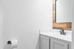 948 Imperial Lake Rd, West Palm Beach, FL 33413 - Photo 32