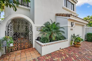 5586 N Ocean Blvd, Boynton Beach, FL 33435 - Photo 2