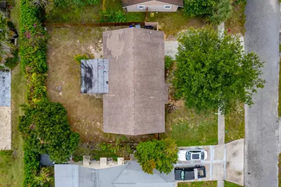 7370 Sunny Hills Terrace, Lake Worth, FL 33462 - Photo 24