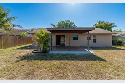 7370 Sunny Hills Terrace, Lake Worth, FL 33462 - Photo 32