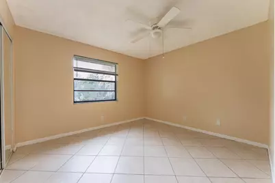 7370 Sunny Hills Terrace, Lake Worth, FL 33462 - Photo 16