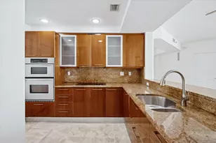 1819 SE 17th St, Fort Lauderdale, FL 33316 - Photo 4