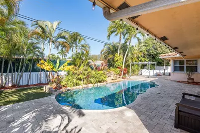 451 NE 25th Terrace, Boca Raton, FL 33431 - Photo 4