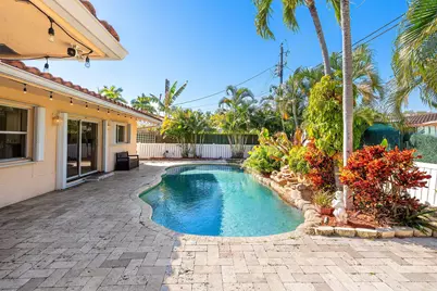 451 NE 25th Terrace, Boca Raton, FL 33431 - Photo 2