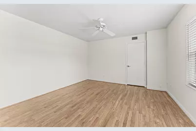 3136 Kingston Court, West Palm Beach, FL 33409 - Photo 22