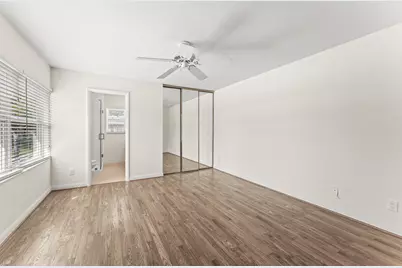 3136 Kingston Court, West Palm Beach, FL 33409 - Photo 8