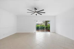 13380 Georgian Ct, Wellington, FL 33414 - Photo 8