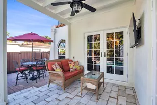 137 Edgewood Dr, West Palm Beach, FL 33405 - Photo 18