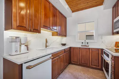 137 Edgewood Drive, West Palm Beach, FL 33405 - Photo 16