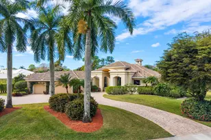 1811 Breakers W Ct, Royal Palm Beach, FL 33411 - Photo 2