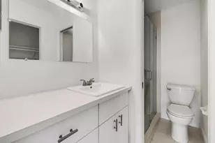 5816 S Bond Dr, West Palm Beach, FL 33415 - Photo 16