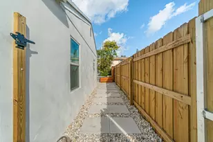 423 W Ocean Ave, Lantana, FL 33462 - Photo 46