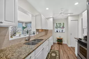 105 SW 9th St, Boynton Beach, FL 33426 - Photo 18