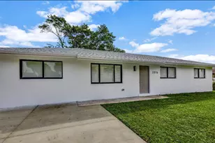 2016 Avenue S, Riviera Beach, FL 33404 - Photo 2