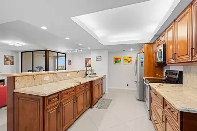 825 Egret Circle #504, Delray Beach, FL 33444 - Photo 4