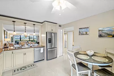 5771 Fairway Park Court #103, Boynton Beach, FL 33437 - Photo 6