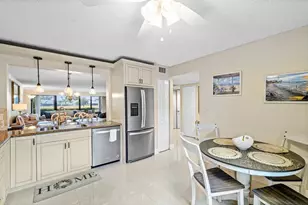 5771 Fairway Park Ct, Boynton Beach, FL 33437 - Photo 6