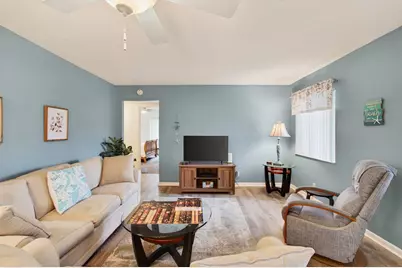 405 Pine Glen Lane #D-2, Greenacres, FL 33463 - Photo 8