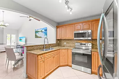 4236 Palm Bay Circle #B, West Palm Beach, FL 33406 - Photo 12