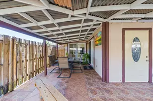 4236 Palm Bay Cir, West Palm Beach, FL 33406 - Photo 36