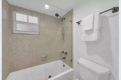 1250 Sugar Sands Boulevard, Riviera Beach, FL 33404 - Photo 12