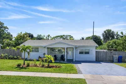 110 NE 30th Street, Pompano Beach, FL 33064 - Photo 1